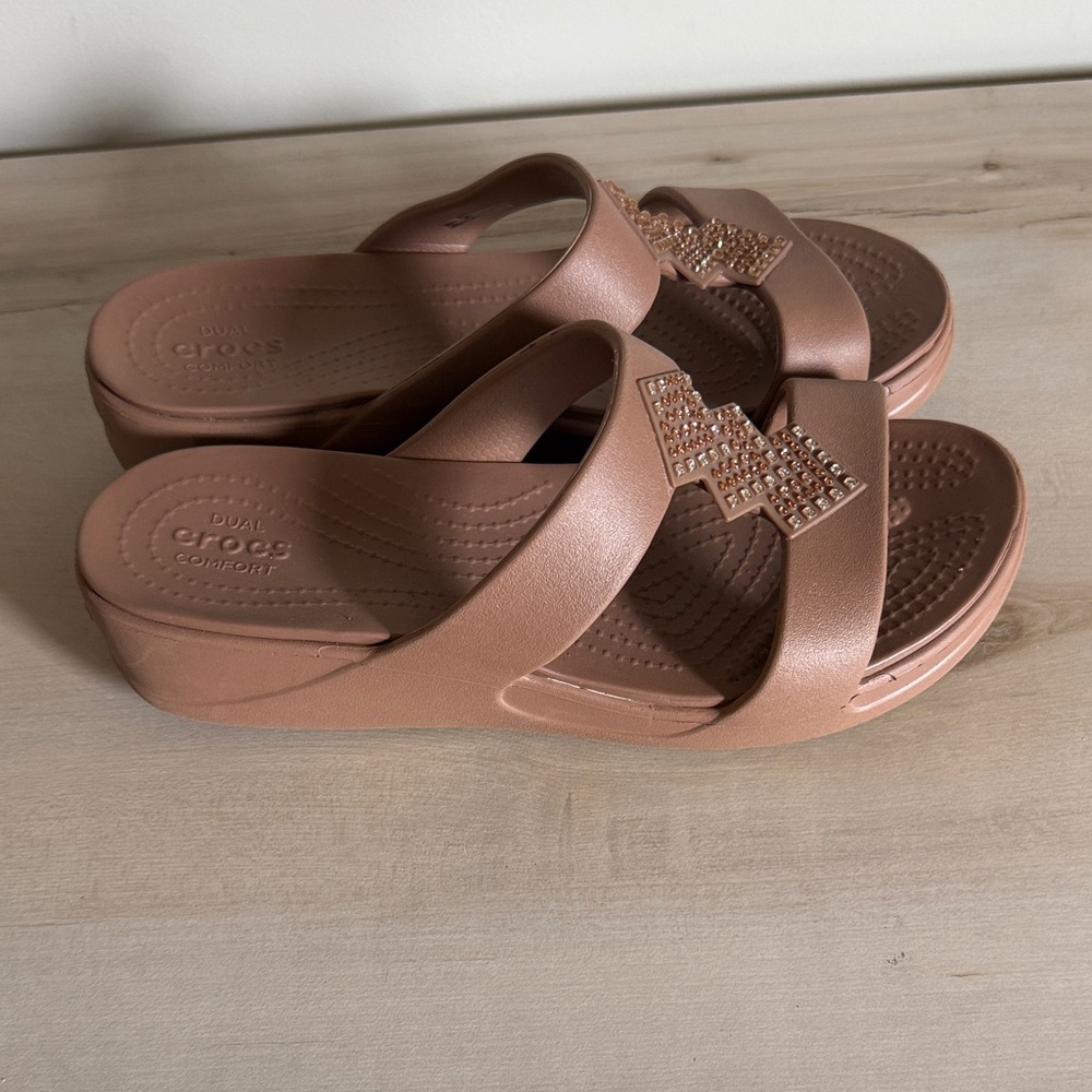 Crocs Monterey Shimmer Slip-On Wedge Flip-Flops - Picture 3 of 4